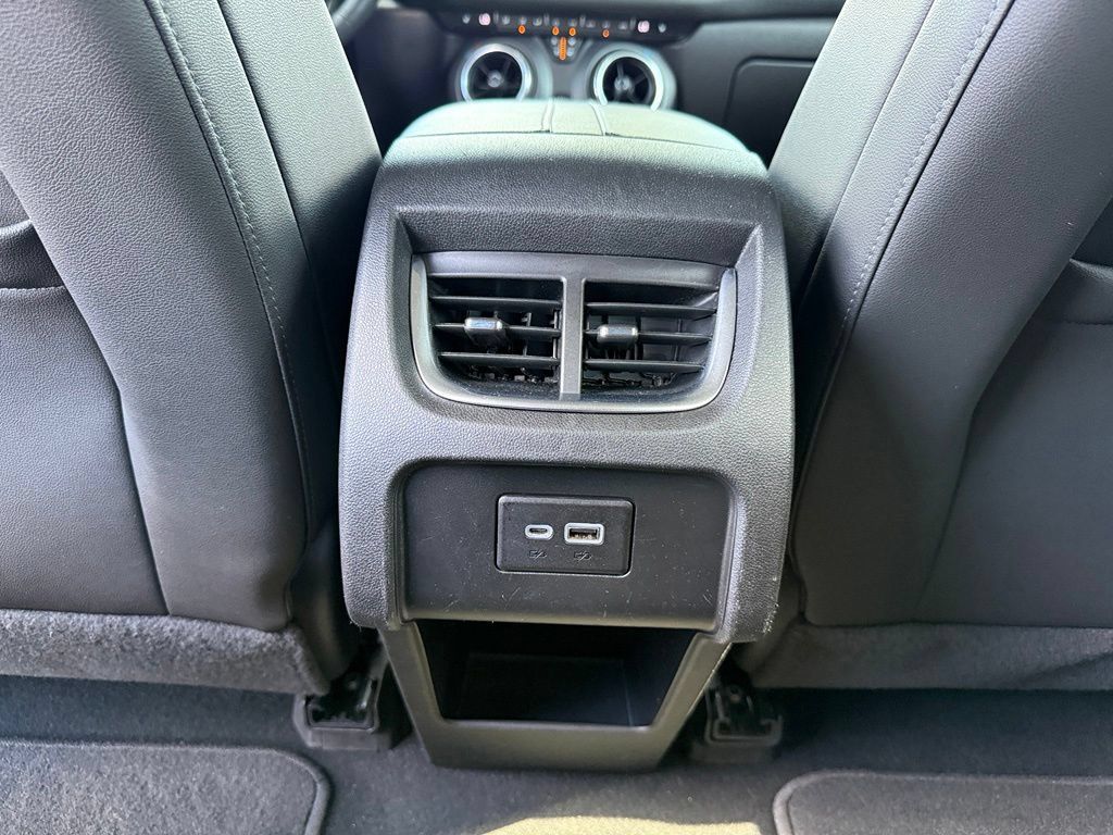 Used 2019 Chevrolet Blazer LT FWD image 28