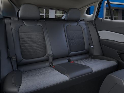 New 2026 Chevrolet Trax LT w/ Driver Confidence Package FWD image 25
