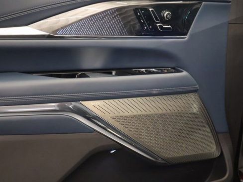 New 2026 Cadillac Escalade IQL Sport 2 w/ LPO, ONYX Package image 7