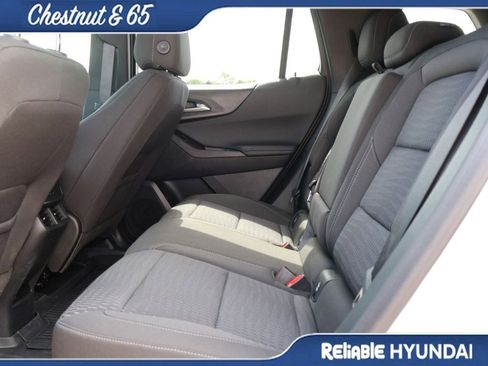 Used 2026 Chevrolet Equinox LT w/ LPO, Floor Liner Package FWD image 18