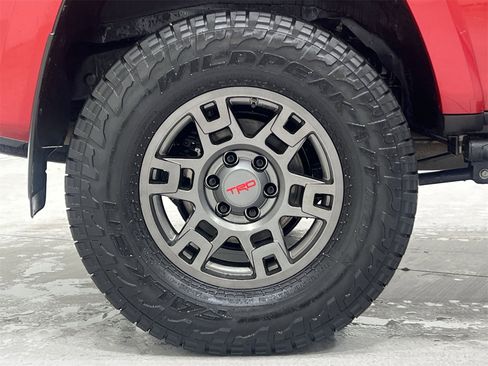 Used 2021 Toyota 4Runner TRD Off-Road Premium image 10