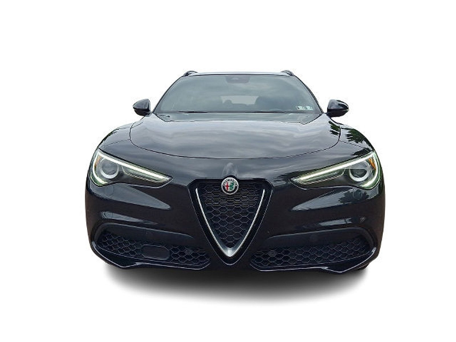 Used 2023 Alfa Romeo Stelvio Ti w/ Active Assist Plus Package AWD/4WD image 3