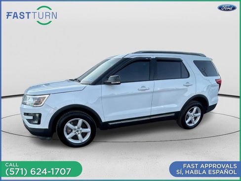 Used 2016 Ford Explorer XLT w/ Equipment Group 201A AWD/4WD image 25