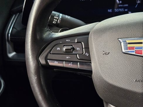 Used 2024 Cadillac XT4 Premium Luxury image 27