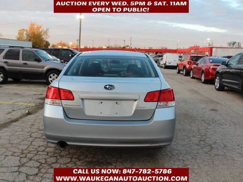 Used 2013 Subaru Legacy 2.5i Premium w/ All-Weather Pkg image 4