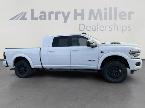 Certified 2023 RAM 2500 Laramie w/ Night Edition image 9