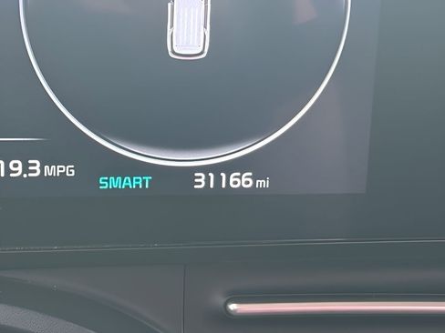 Used 2024 Kia Carnival SX image 17