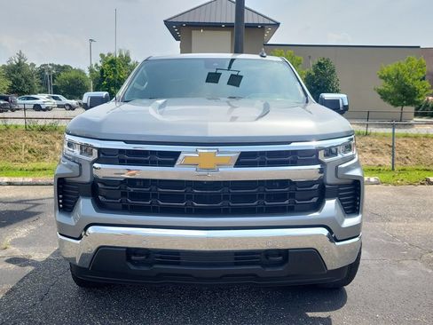 Used 2024 Chevrolet Silverado 1500 LT w/ Safety Package AWD/4WD image 3