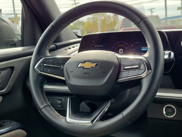 Certified 2026 Chevrolet Traverse LT w/ Driver Confidence Package FWD image 28