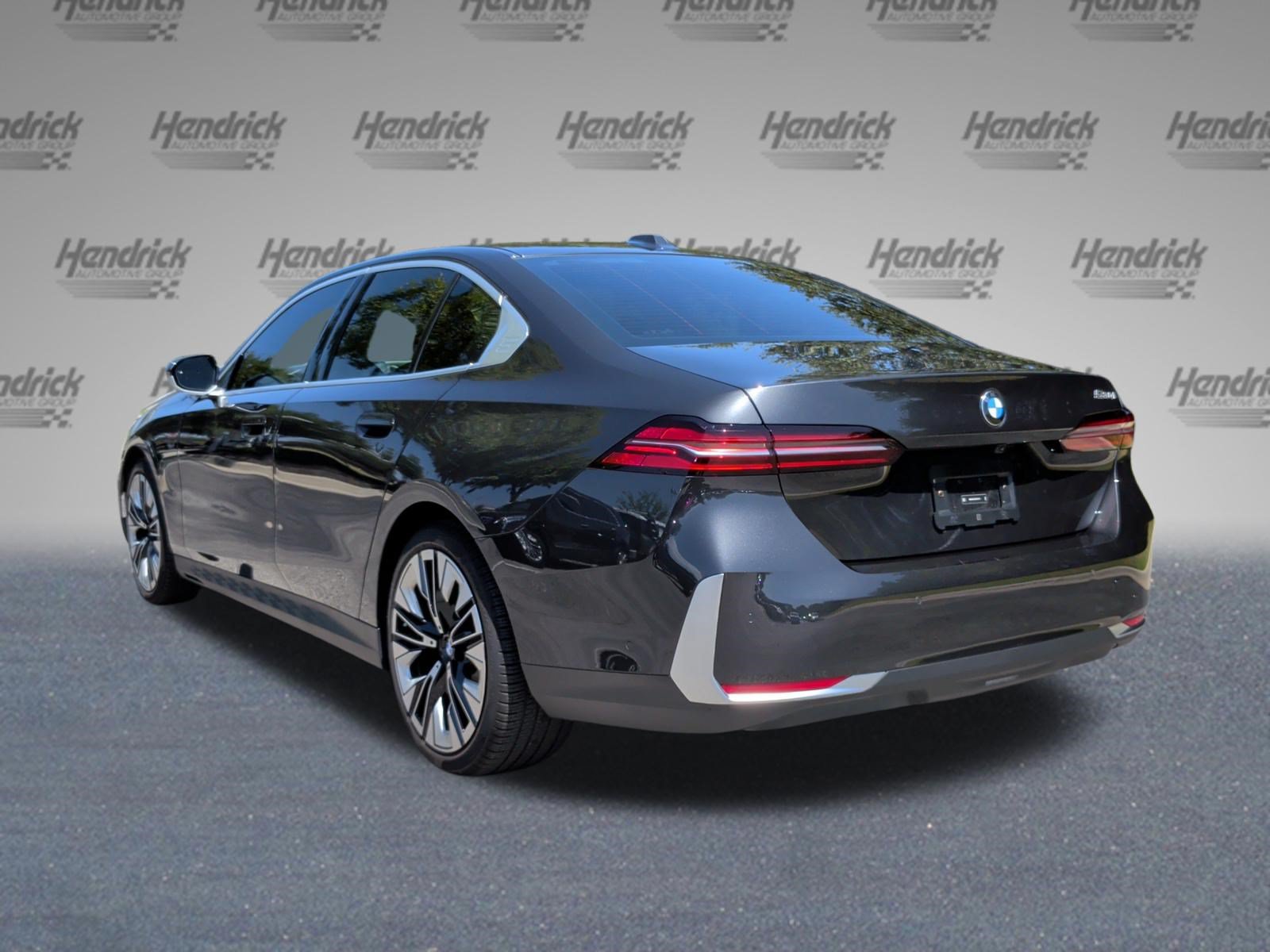 Certified 2026 BMW 530i w/ Convenience Package RWD image 9