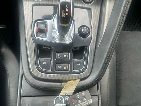 Used 2014 Jaguar F-TYPE S image 33