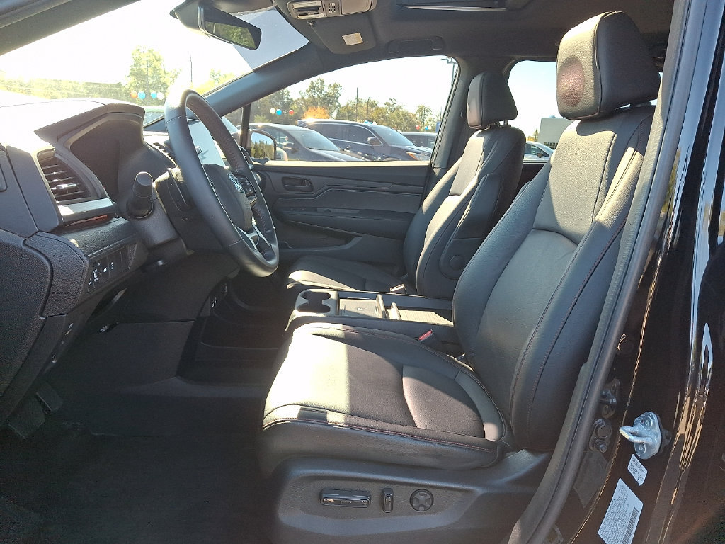 Used 2025 Honda Odyssey Sport-L image 14