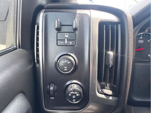 Used 2019 Chevrolet Silverado 1500 LT w/ LPO, Black Pack AWD/4WD image 14