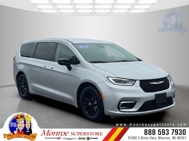 Certified 2024 Chrysler Pacifica Touring-L FWD image 1