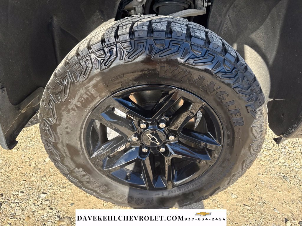 Used 2024 Chevrolet Silverado 1500 LT Trail Boss w/ Convenience Package II AWD/4WD image 41
