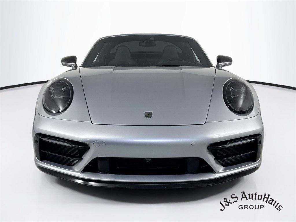 Used 2022 Porsche 911 Targa 4 GTS AWD/4WD image 2