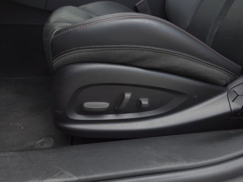 Used 2014 Chevrolet SS image 11