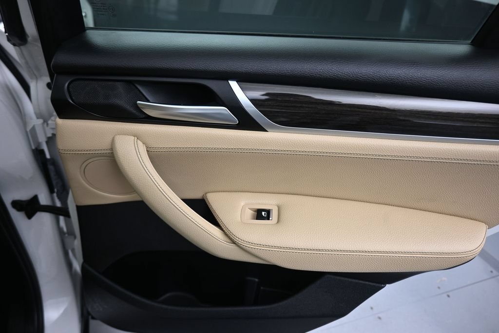 Used 2017 BMW X3 sDrive28i RWD image 35