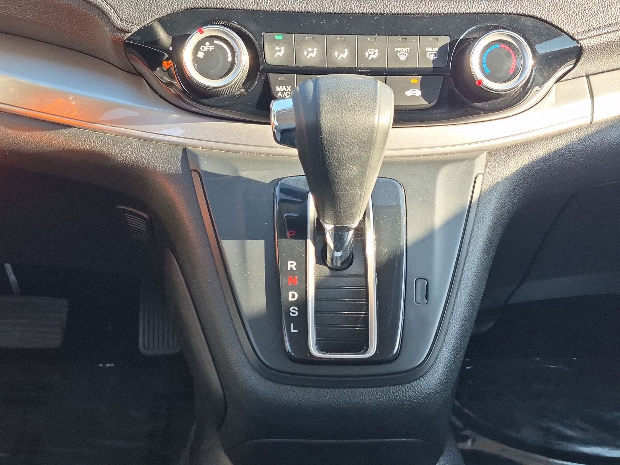 Used 2015 Honda CR-V LX image 25