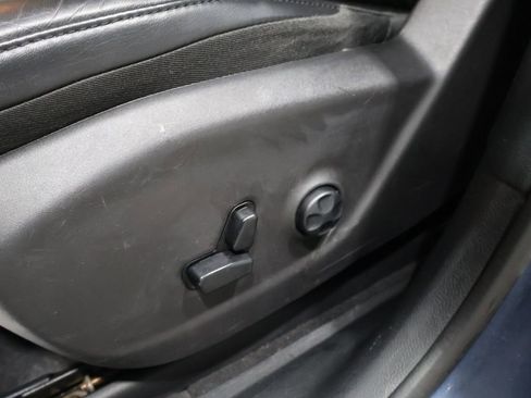 Used 2020 Jeep Cherokee Limited image 12