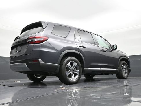 Used 2025 Honda Pilot EX-L image 22