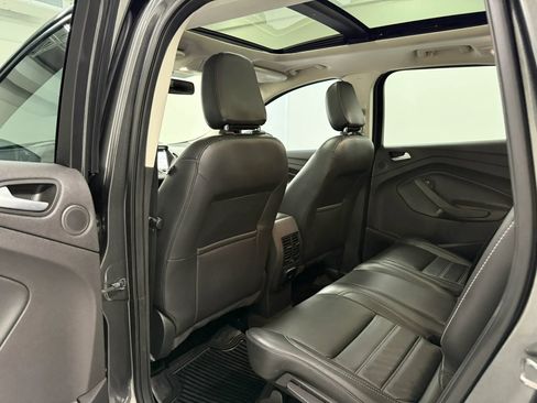 Used 2018 Ford Escape Titanium image 43