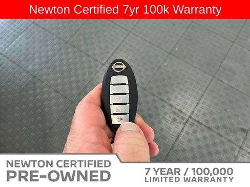 Used 2025 Nissan Altima 2.5 SV FWD image 31