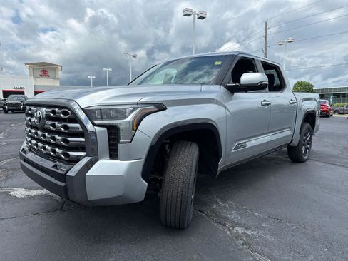 Used 2026 Toyota Tundra Platinum AWD/4WD image 4