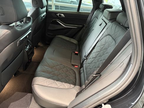 New 2026 BMW X5 xDrive40i w/ M Sport Package AWD/4WD image 13
