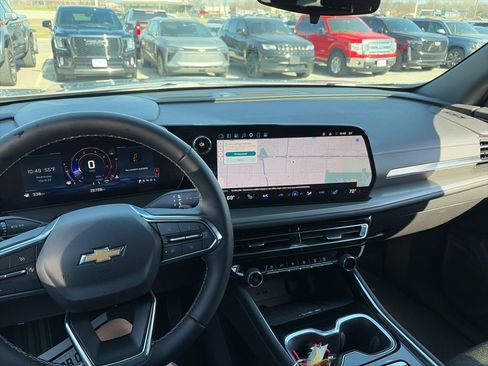 Certified 2024 Chevrolet Traverse LT image 19