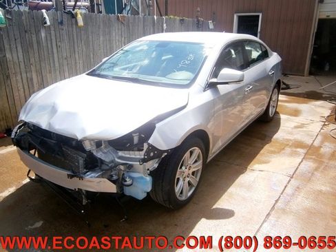 Used 2010 Buick LaCrosse CXL image 3