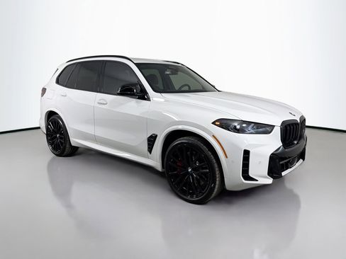 New 2026 BMW X5 M60i w/ Climate Comfort Package image 3