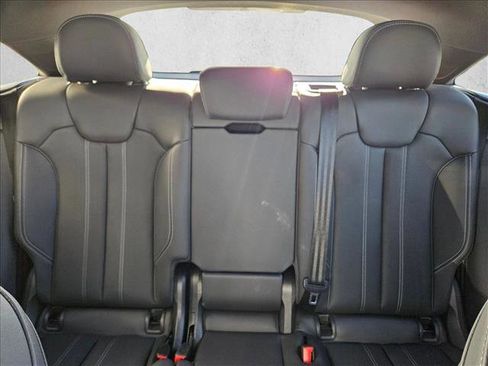 Used 2025 Audi Q5 2.0T Premium Plus image 15