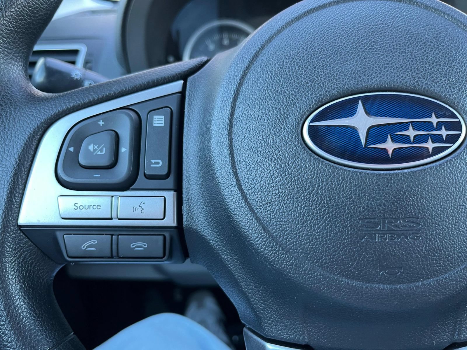 Used 2017 Subaru Forester 2.5i AWD/4WD image 15