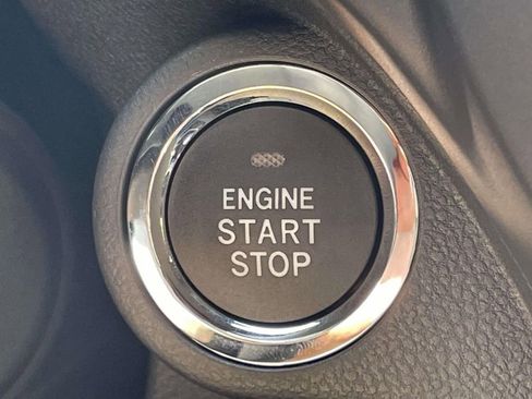 Used 2025 Subaru Forester Sport image 30