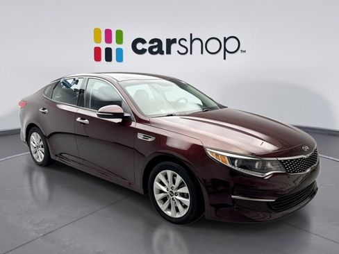 Used 2017 Kia Optima EX image 7