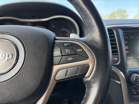 Used 2015 Jeep Grand Cherokee Limited image 17