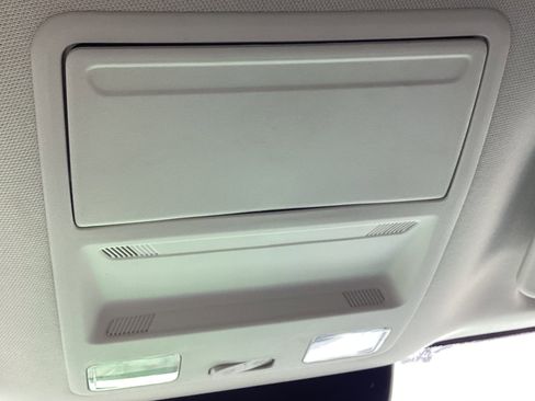 Used 2025 Ford Maverick XL w/ Equipment Group 102A image 27