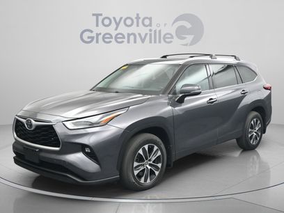 Used 2021 Toyota Highlander XLE