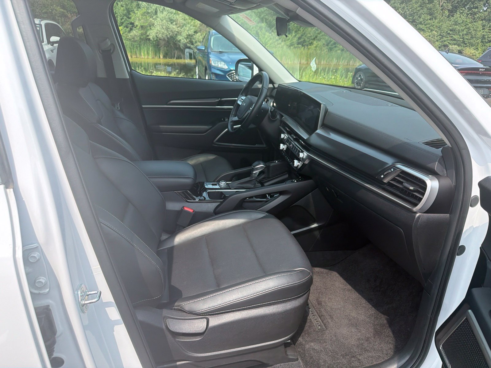Used 2024 Kia Telluride S w/ S Sunroof Package AWD/4WD image 22