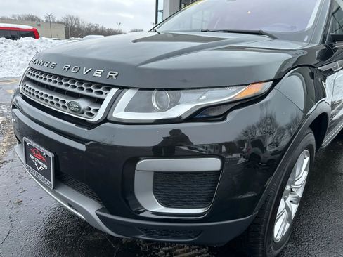 Used 2016 Land Rover Range Rover Evoque SE image 12