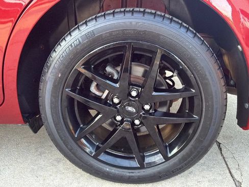 Used 2012 Ford Fusion SEL FWD image 18