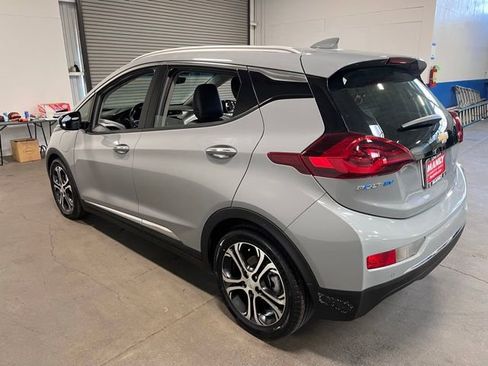 Used 2020 Chevrolet Bolt Premier w/ Infotainment Package image 5
