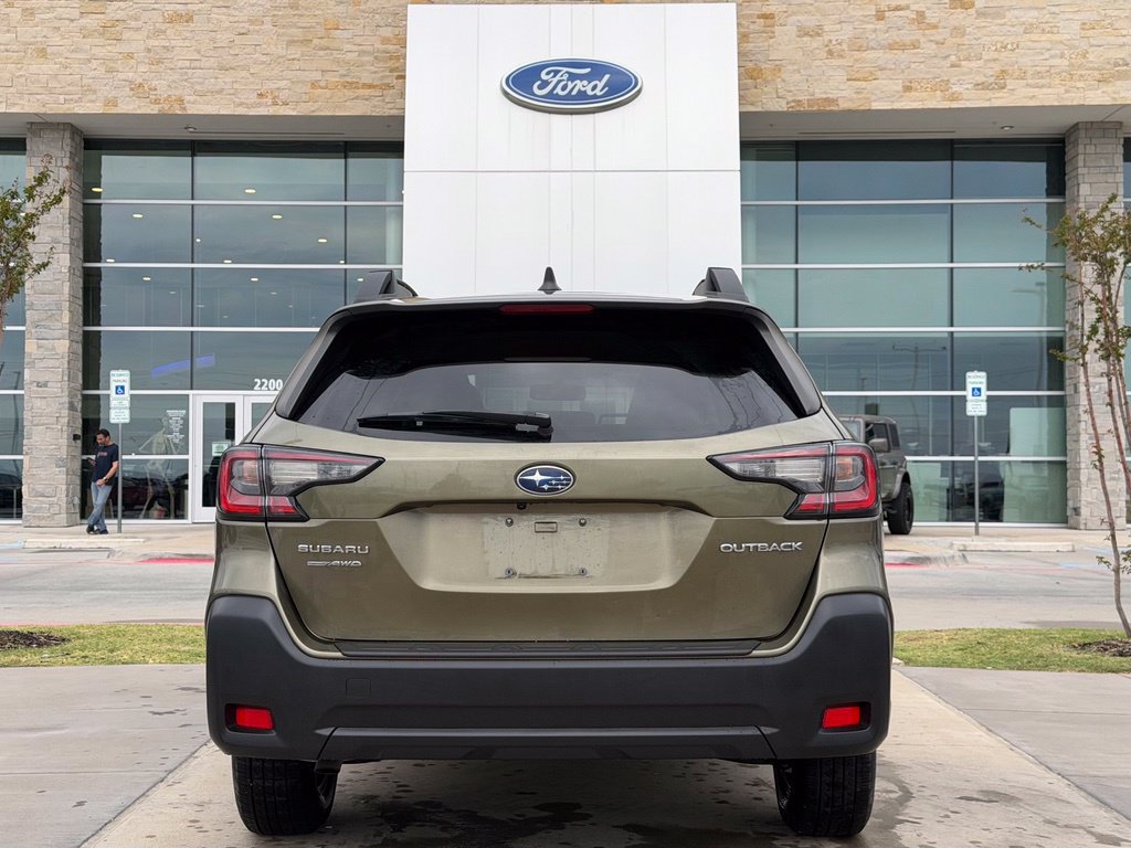 Used 2024 Subaru Outback Premium AWD/4WD image 21