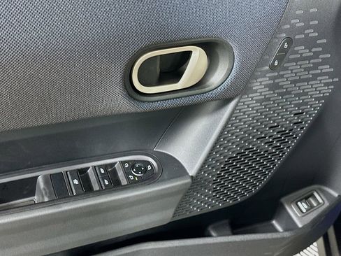 Certified 2025 MINI Cooper S FWD image 19