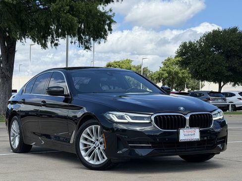 Used 2023 BMW 530i w/ Premium Package RWD image 2