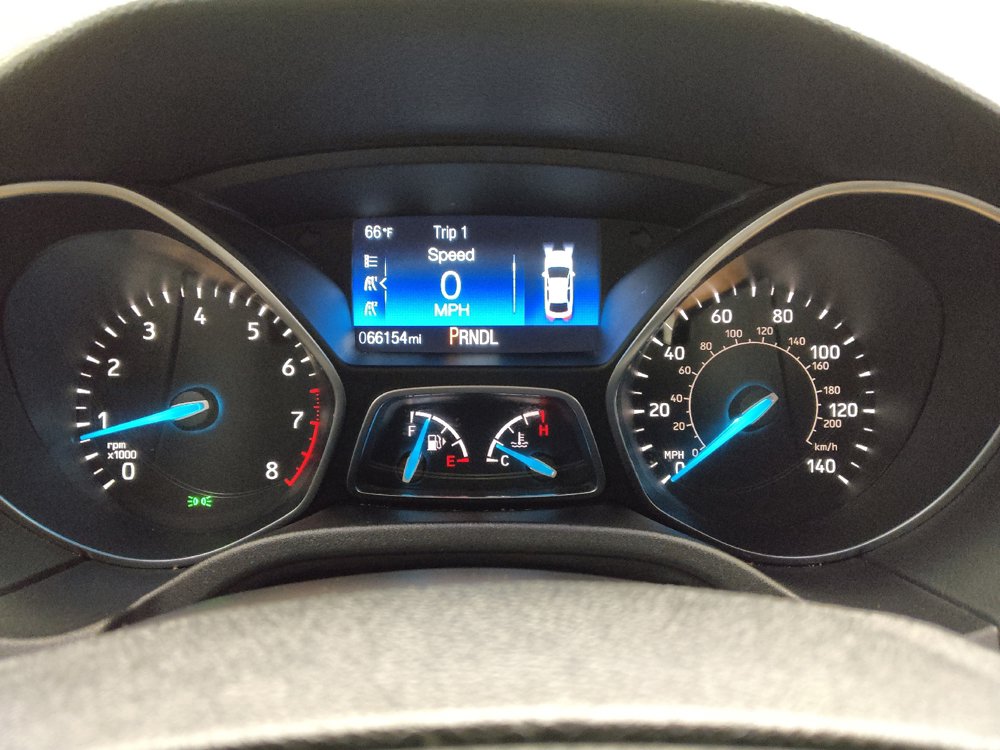 Used 2015 Ford Focus SE FWD image 23