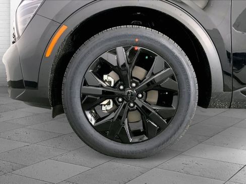 New 2025 Kia Sportage X-Line AWD/4WD image 12