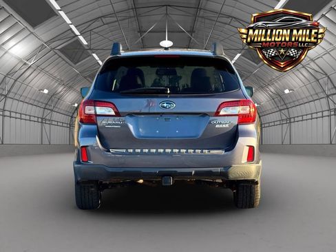 Used 2015 Subaru Outback 2.5i Limited AWD/4WD image 4
