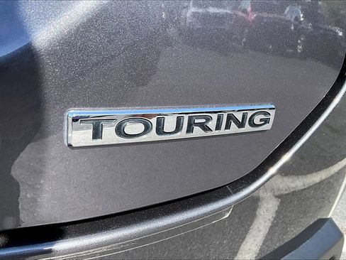 Certified 2025 Honda Pilot Touring image 43